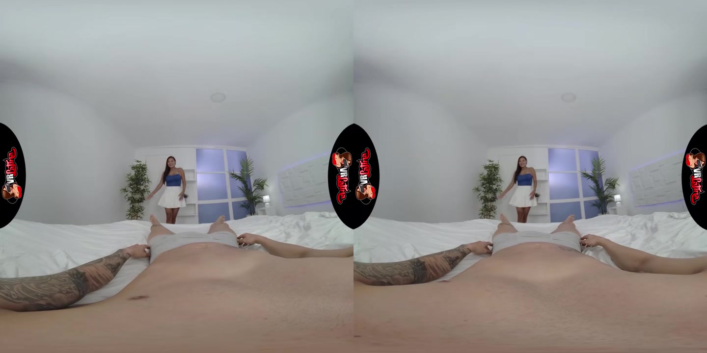 Colombian Curves - VRLatina