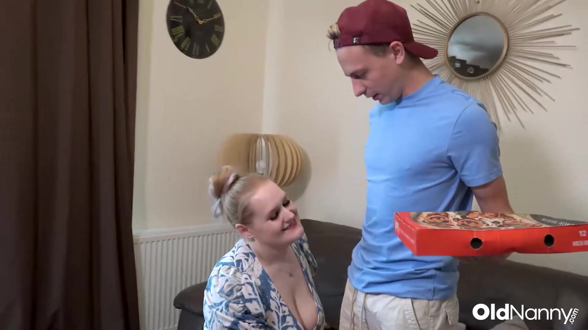 BBW Mature Takes Pizza Delivery Guy For Wild Ride On Couch