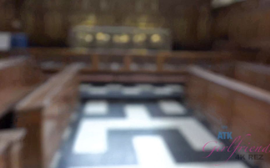 Virtual Vacation In London With Rachel James 7/10