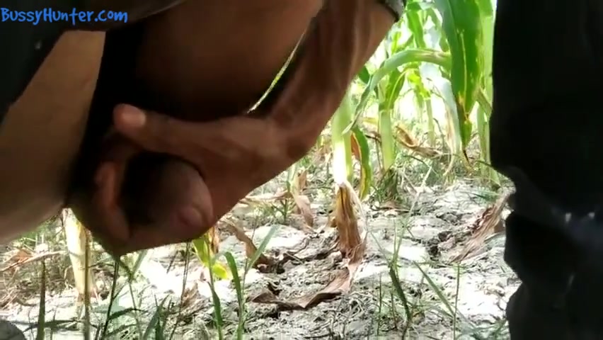 Handjob In Outdoor And Cumshot On Leaf, Big Cock Desimast