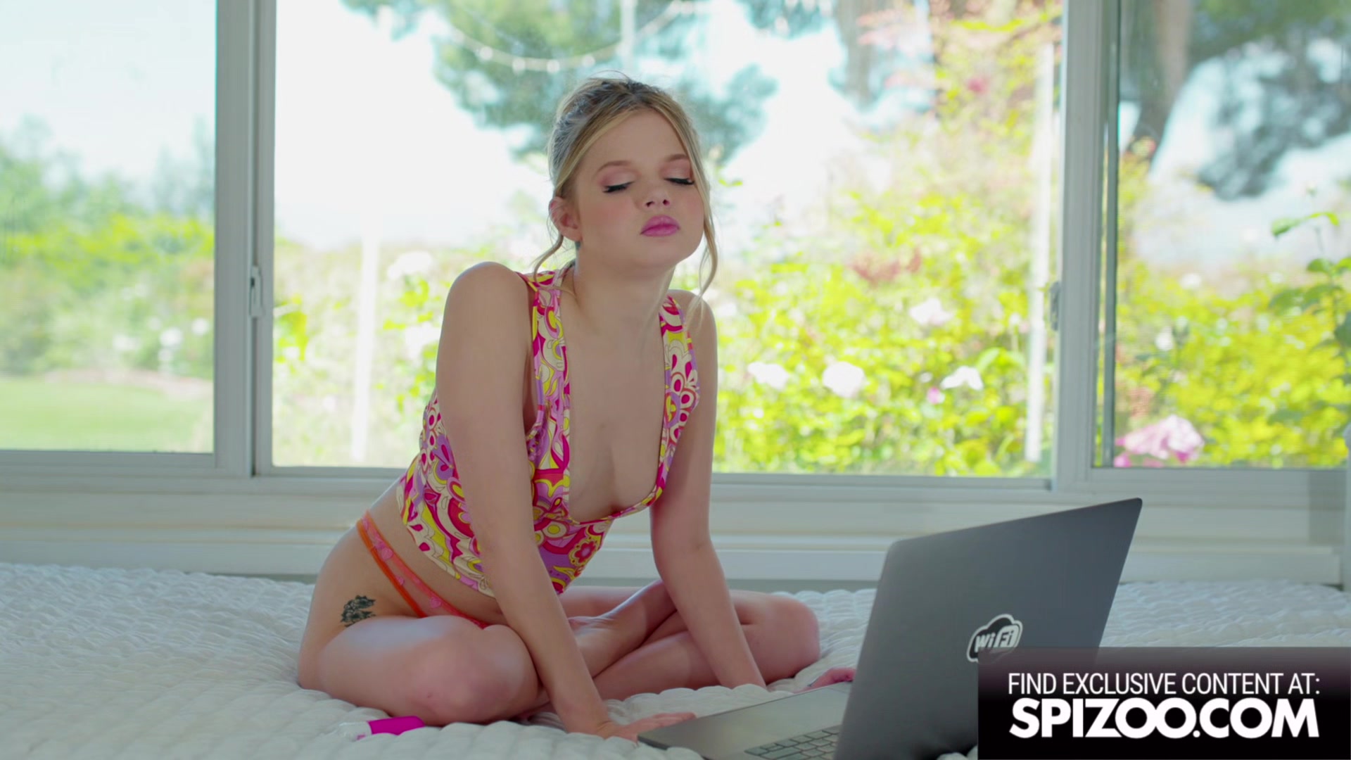 Coco Lovelock Is A Tiny Squirting Housesitter