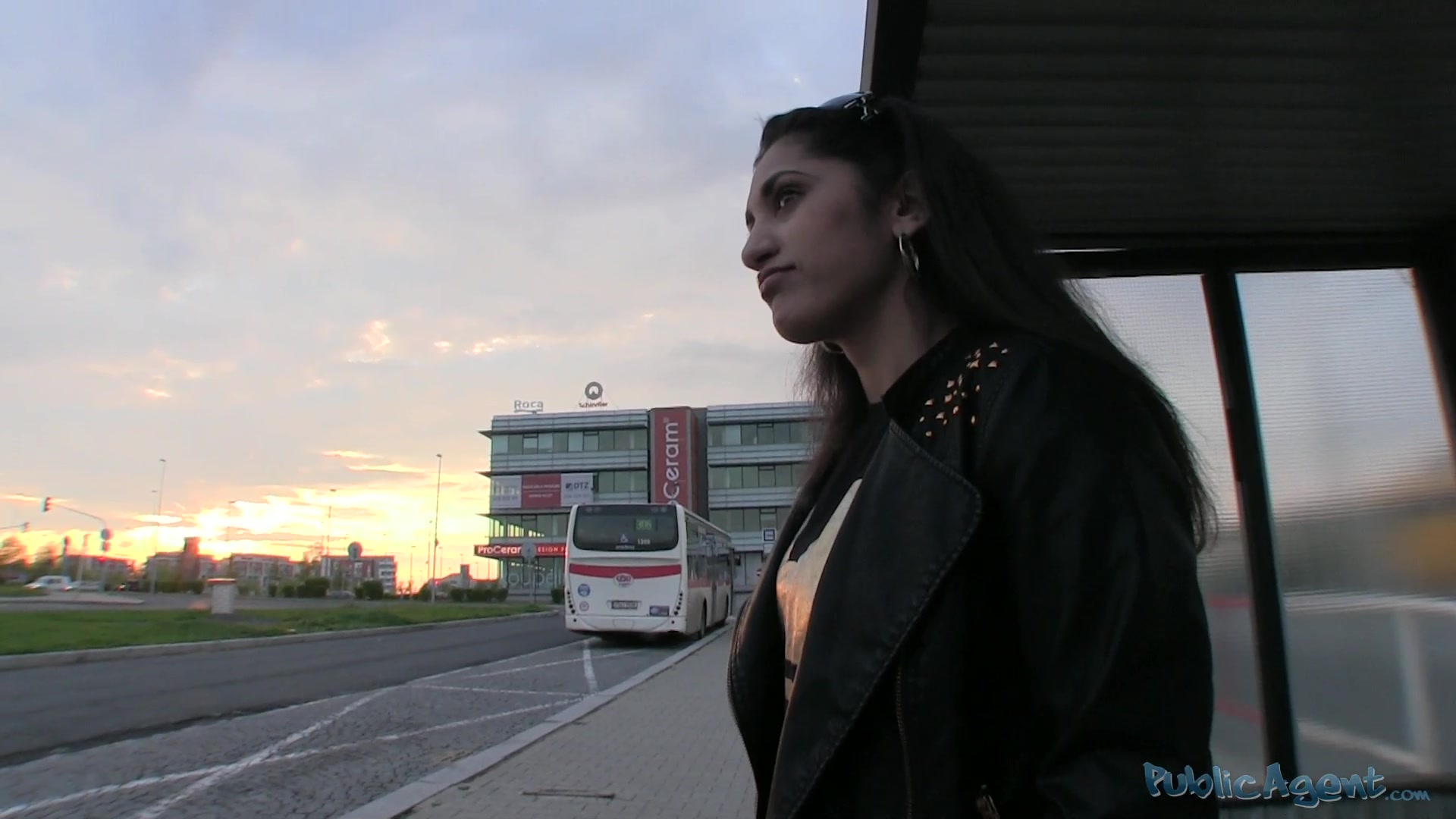 PublicAgent Video Scene. Juli