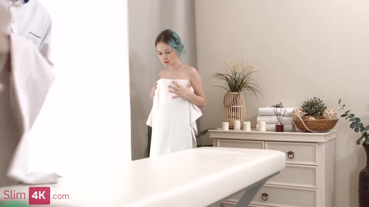 Beautiful teen 18+ Gets Fucked After Massage
