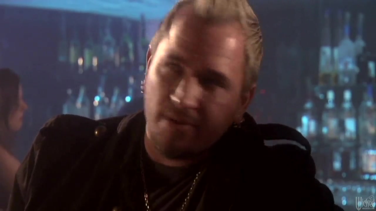 Hillary Scott is a sexy blonde sucking big cock
