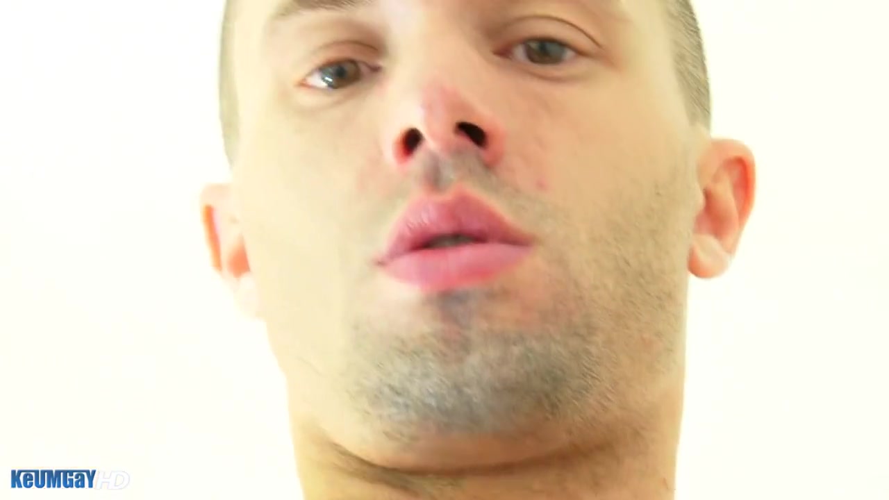 A Handsome Athlete Let Us To Film His Big Dick In The Shower