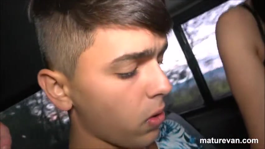 Super Hot MILF Picks up Cock with the MatureVan - Maturevan
