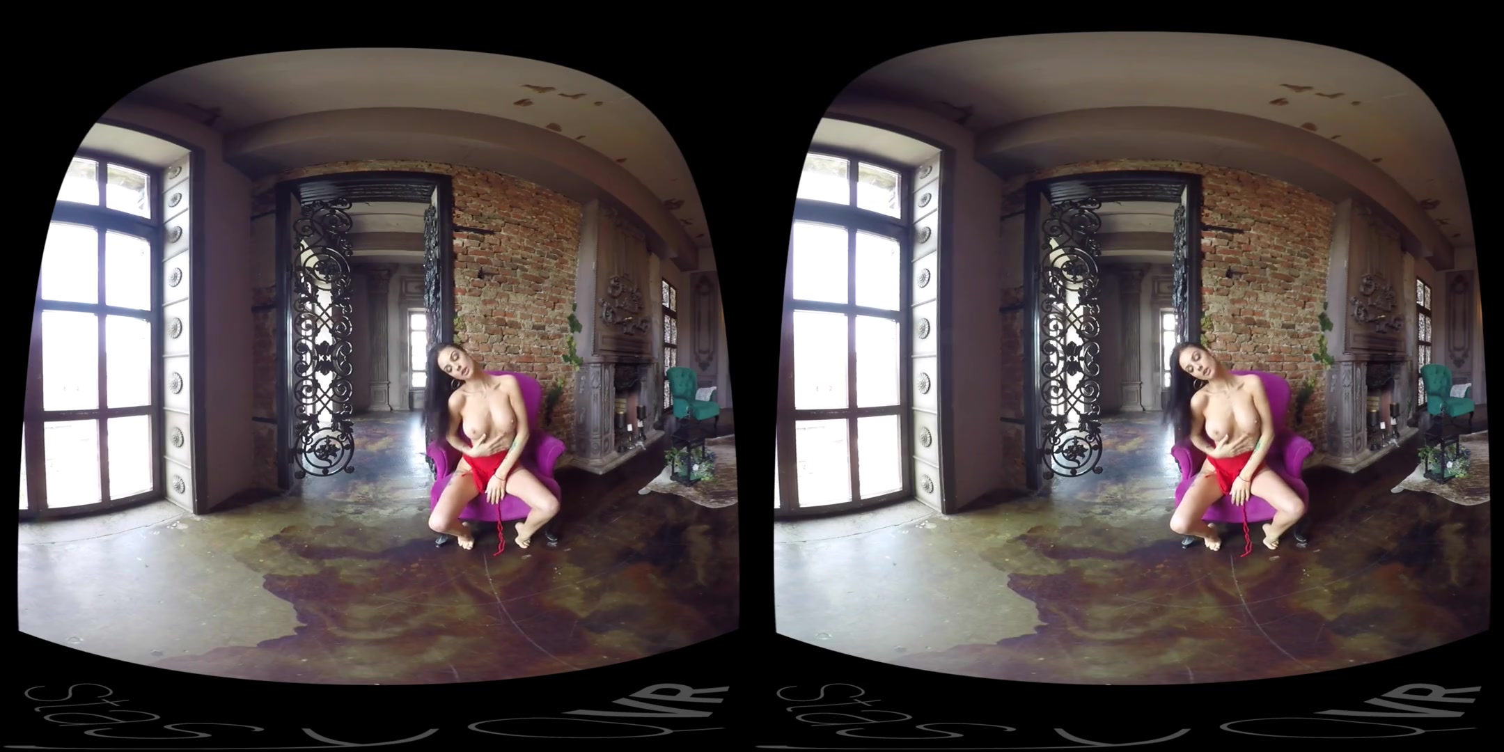Fit, Hot Blonde Gets Naughty in Her New Loft - StasyQVR