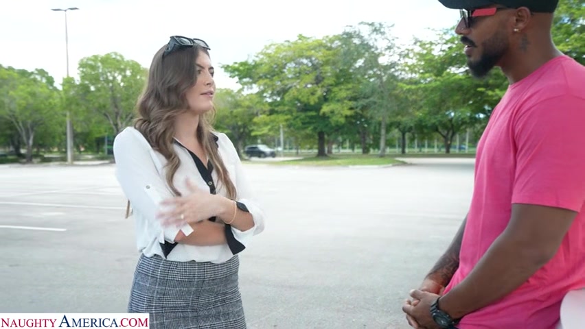 Trophy Wife Selina Bentz loves a big black cock