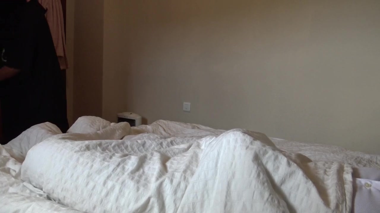 Muslim Maid Has Sex With Big Black Cock In A Hotel Room