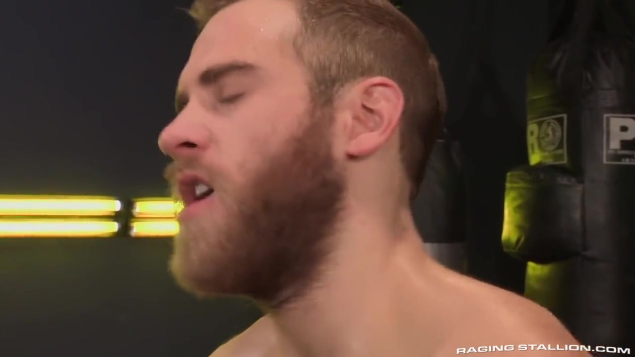 Landon Conrad And Des Ires - Hairy Fingering