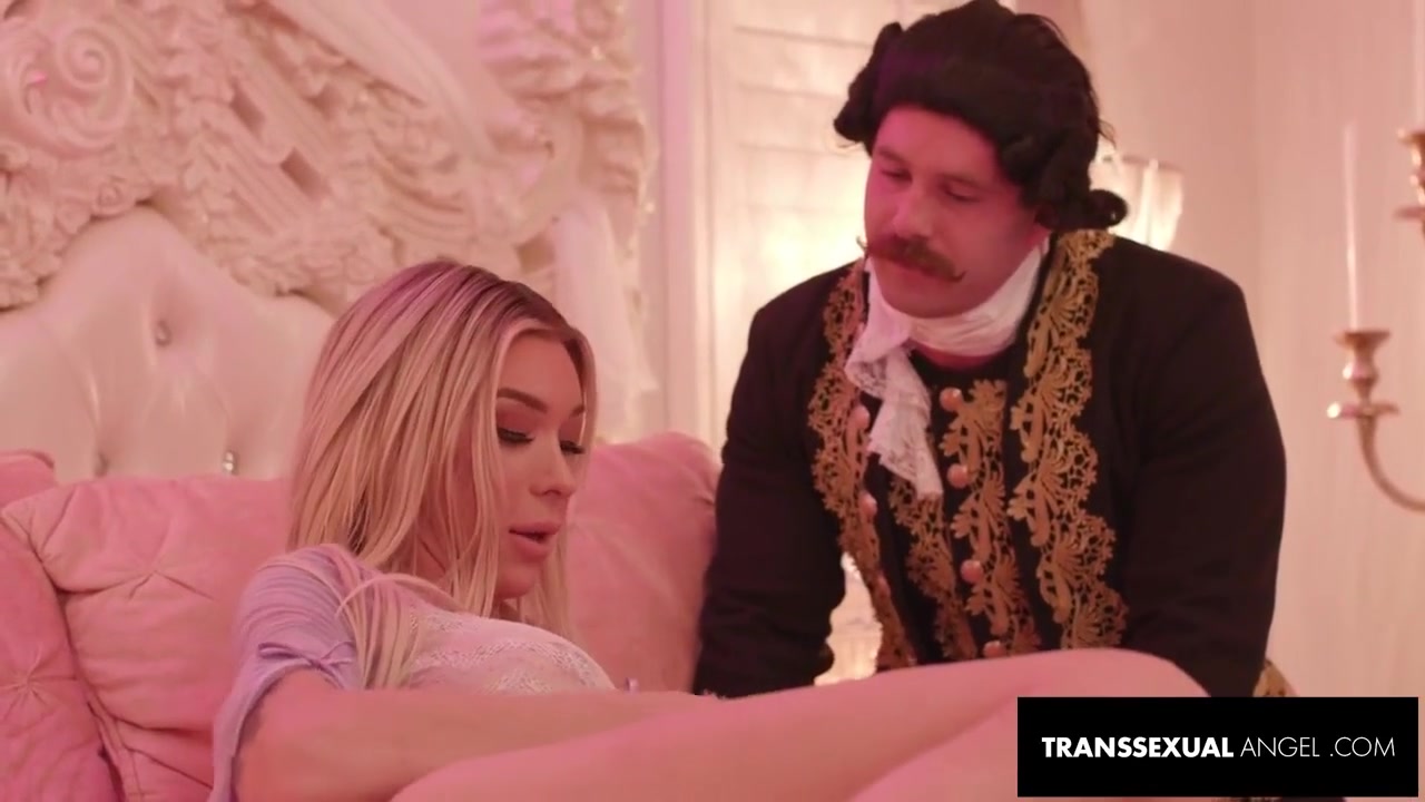 Austin Rex, Brittney Kade And Aubrey Kate - Threeway Double Clip!