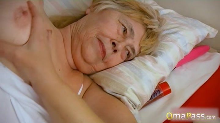 OmaPasS Archive Amateur Granny Video Compilation