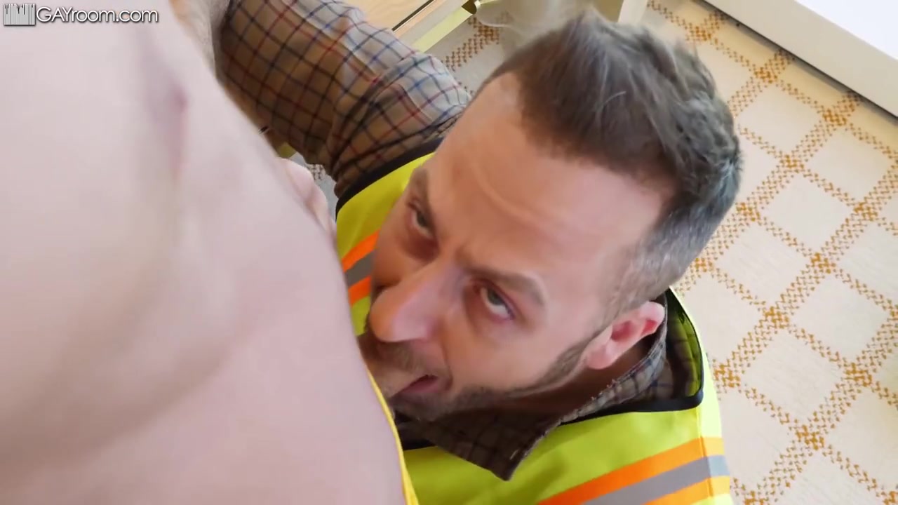 Joel Someone And Shower Bait In Service Tech Services A Customers Fat Cock In The Shower