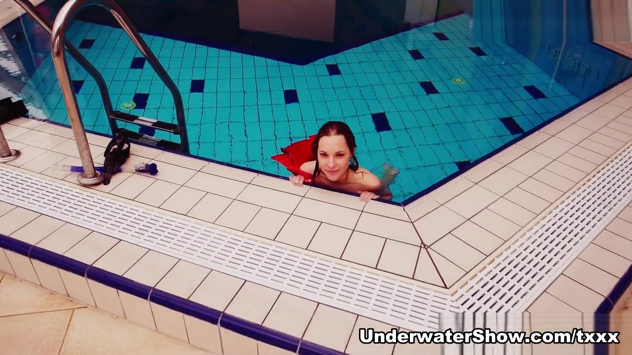 Avenna Video - UnderwaterShow