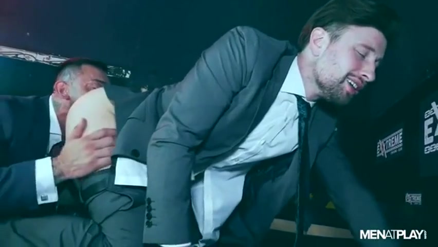 Cruising Au Club X With Drew Dixon