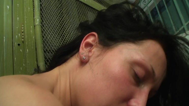 Stud cums in slutty party girl's mouth