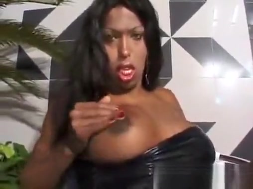 shemale Suzanna Holmes And her fantastic enormous dark knob shemale Porn shetwinks tgirl Porn trannys Lad By Sondilsanya8718