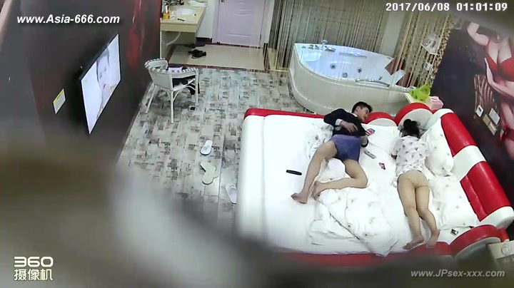 Hackers use the camera to remote monitoring of a lover's home life.305