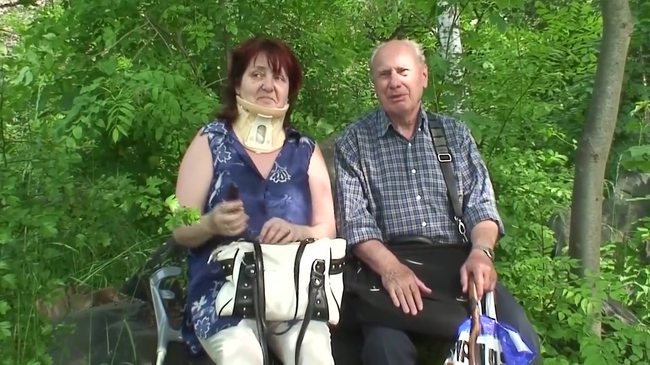 I Fucked The Old Woman In The Park And She Sucked My Cock