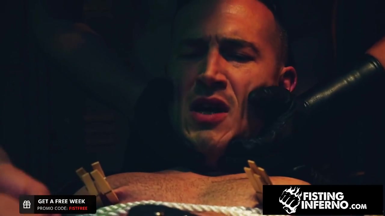 Sub Bitch Derek Cage Deliciously Dominated By Hunks & Creampied