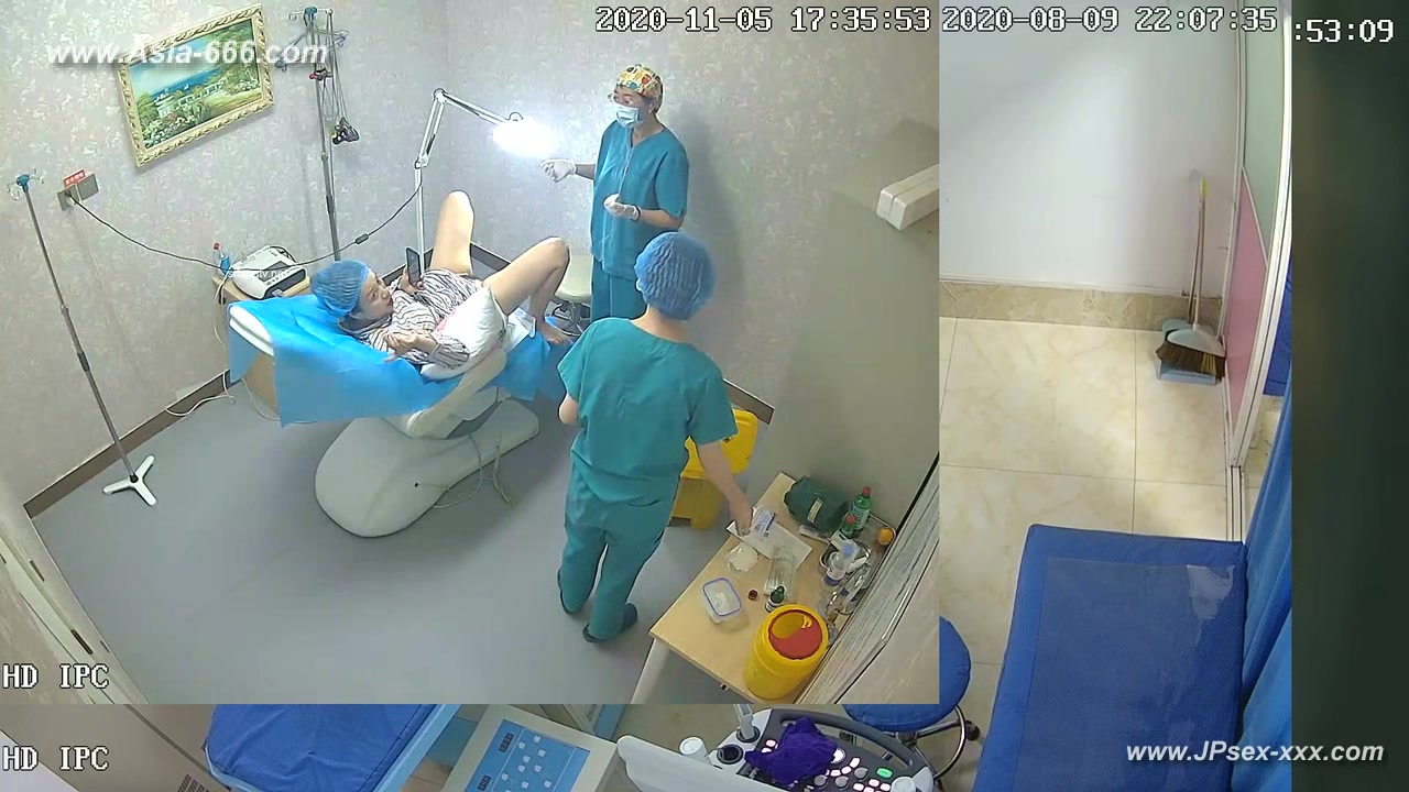 Peeping Hospital patient .4