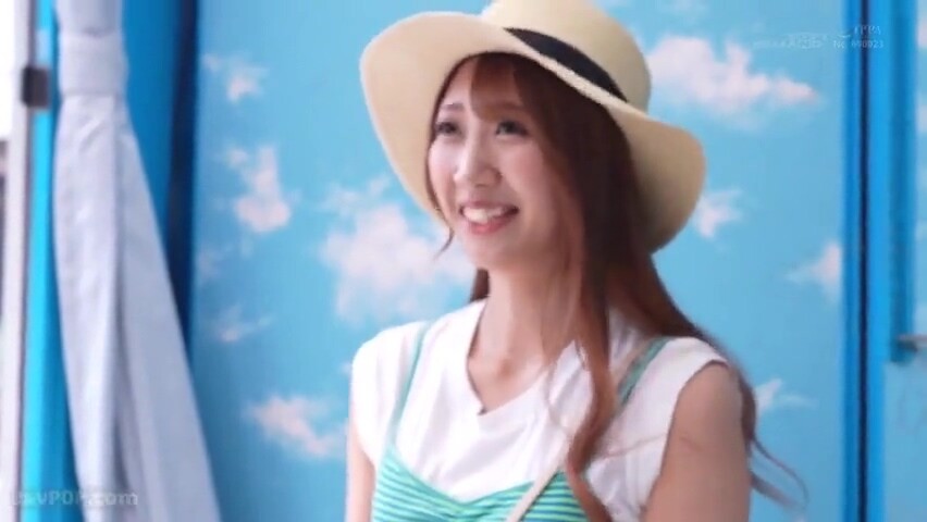 250602美女モデルとして撮影されるママさんf4