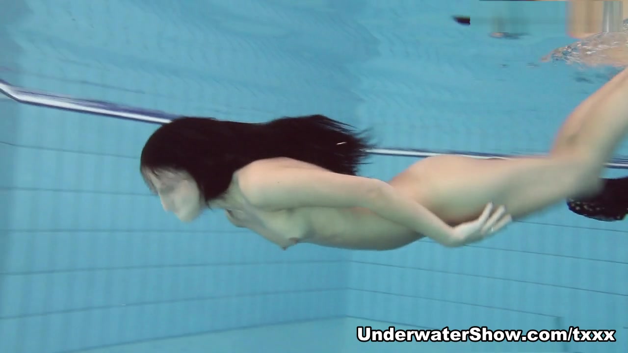 UnderwaterShow Video: Zhanetta
