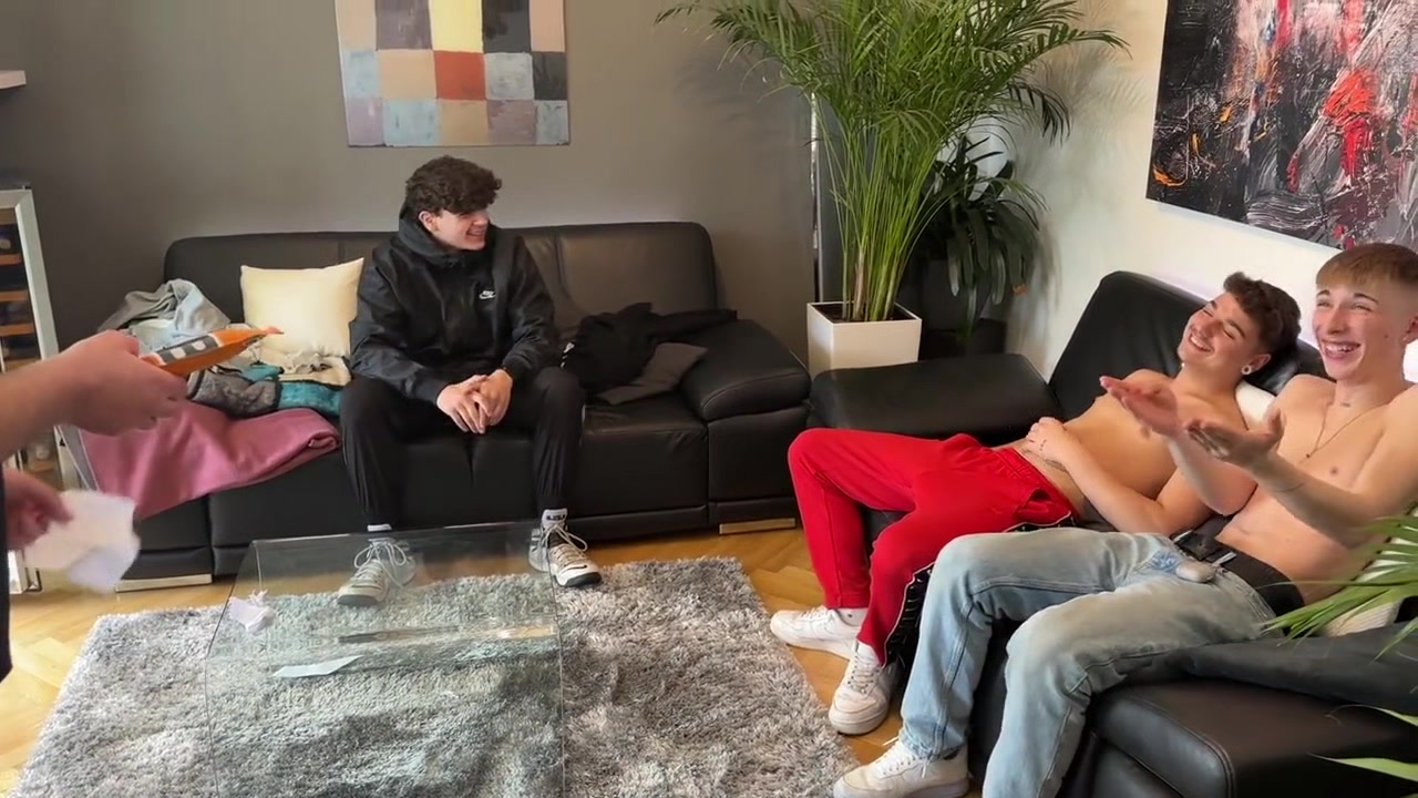 Master sneaker group