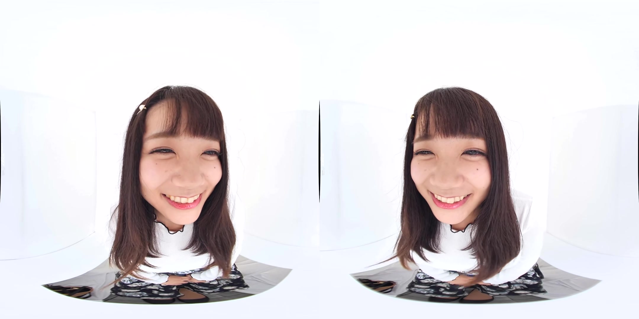 Amateur Kissing VR: Will You Show the Camera How you Kiss? - SodCreate