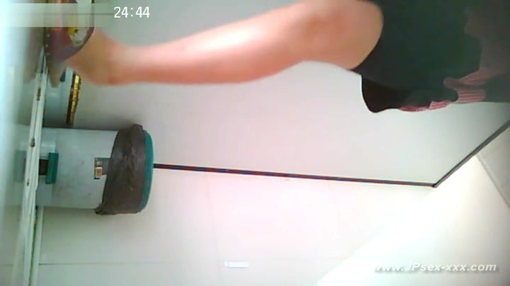###ping chinese girls go to toilet.2