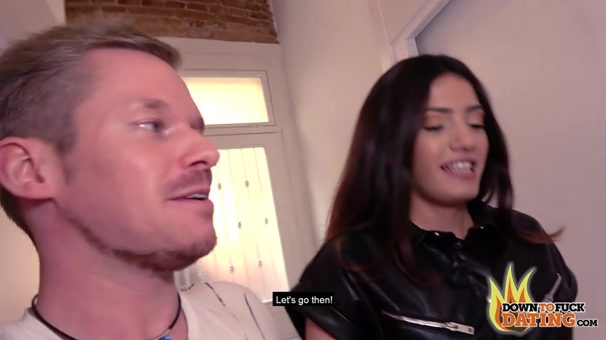 Penelope Cum: Fucks On The First Date