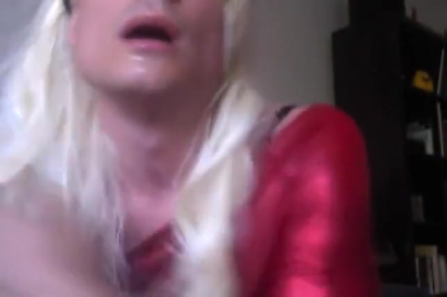 Slutty crossdresser drinks his creampie.