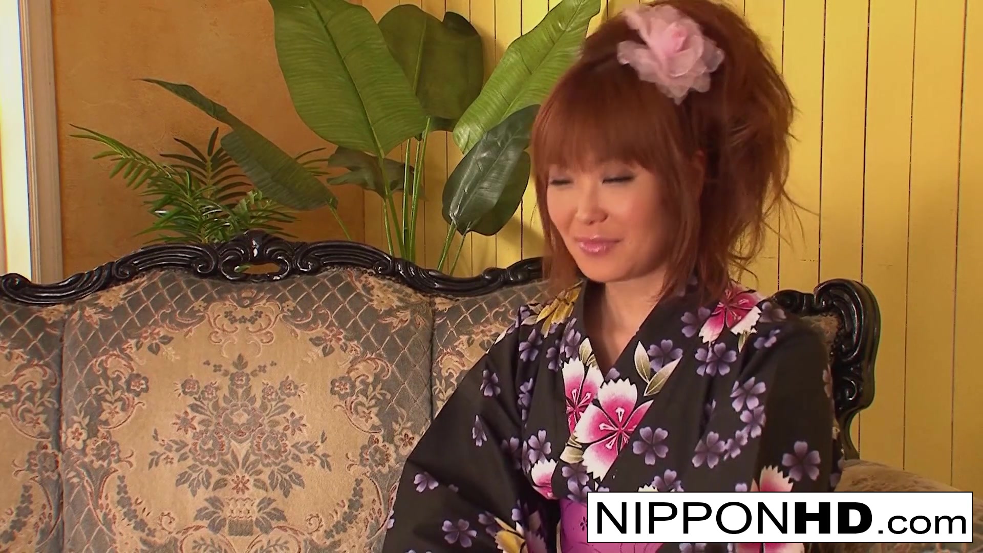 Japanese Model Masturbates In A Public Restroom - NipponHD