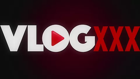 Sara Diamante Flaunts Her Big Booty