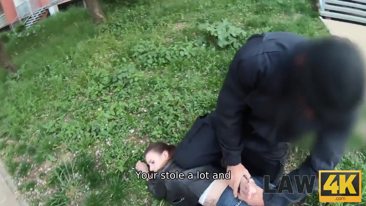 LAW4k. Tattooed lassie gets in strong hands of naughty guards