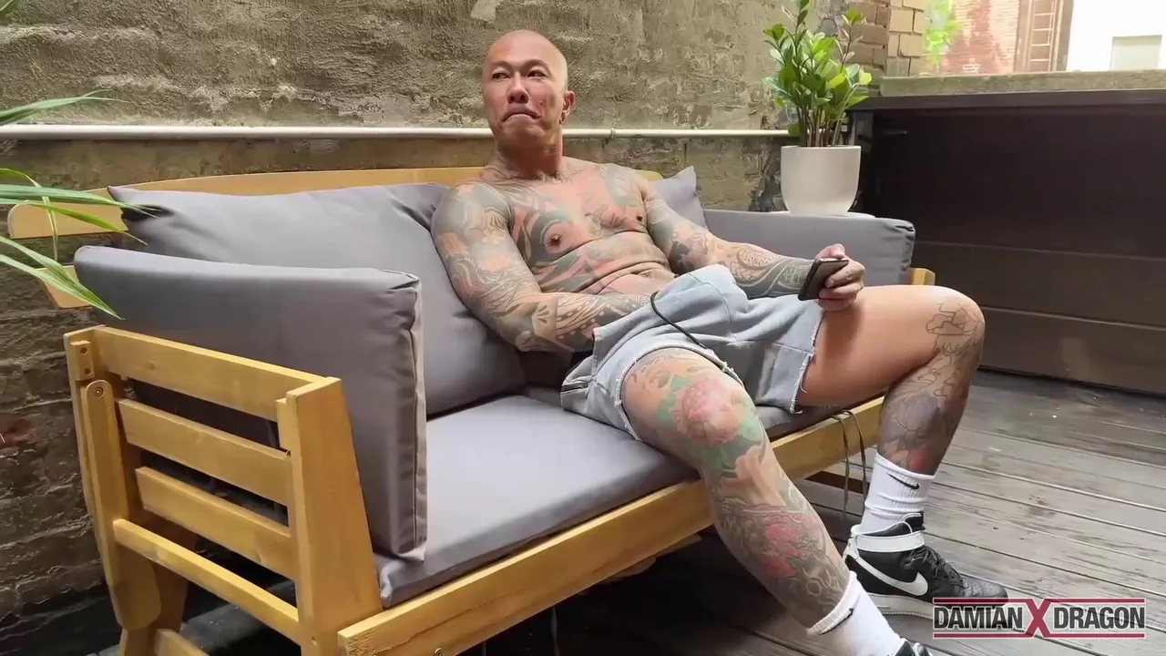 Ryuji Suzuki And Damian Dragon - Muscle Dilf Seduces To Destroy His Asshole