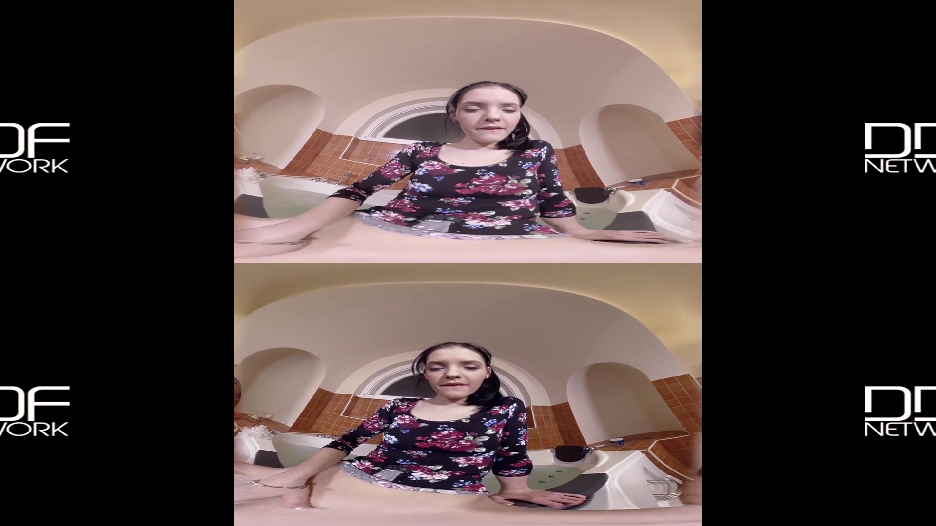 Anie Darling in Masturbation Masterpiece - Pussy Pleasin' Bubble Bath - DDFNetworkVR