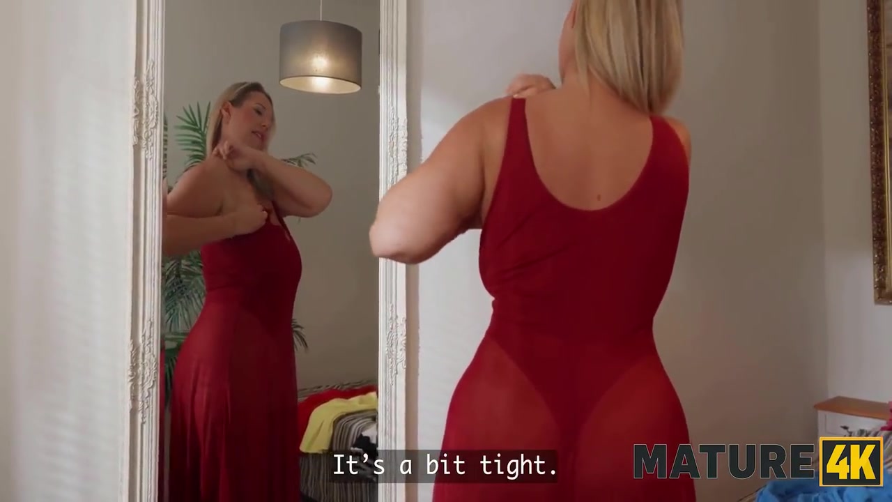 Big Ass Or Big Tits? She Has Both With Kathy Deep And Perry Layne