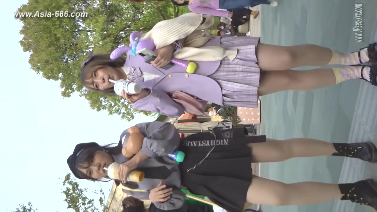 peeping chinese amateur upskirt.188