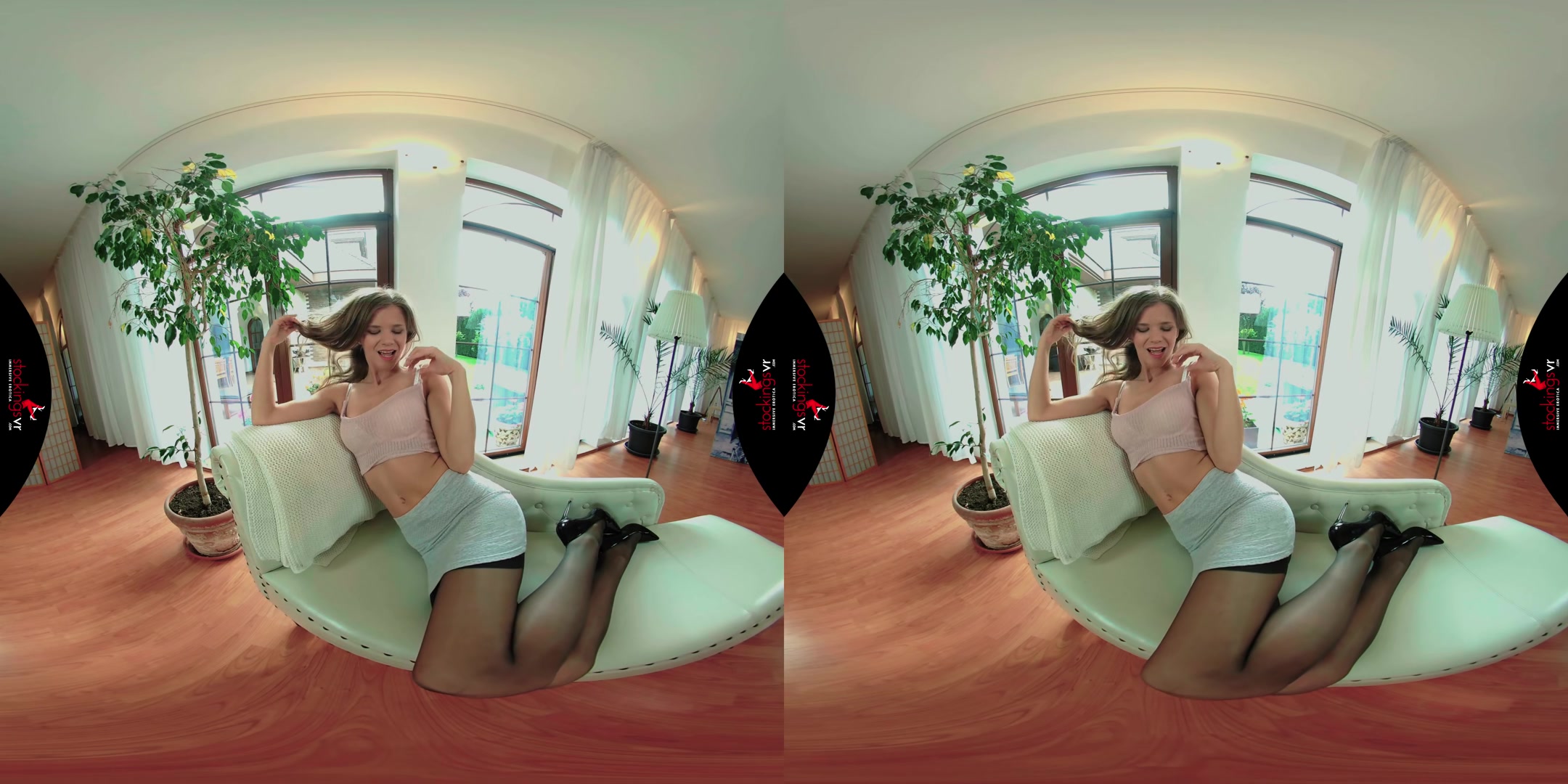 teen 18+ Treasure - StockingsVR