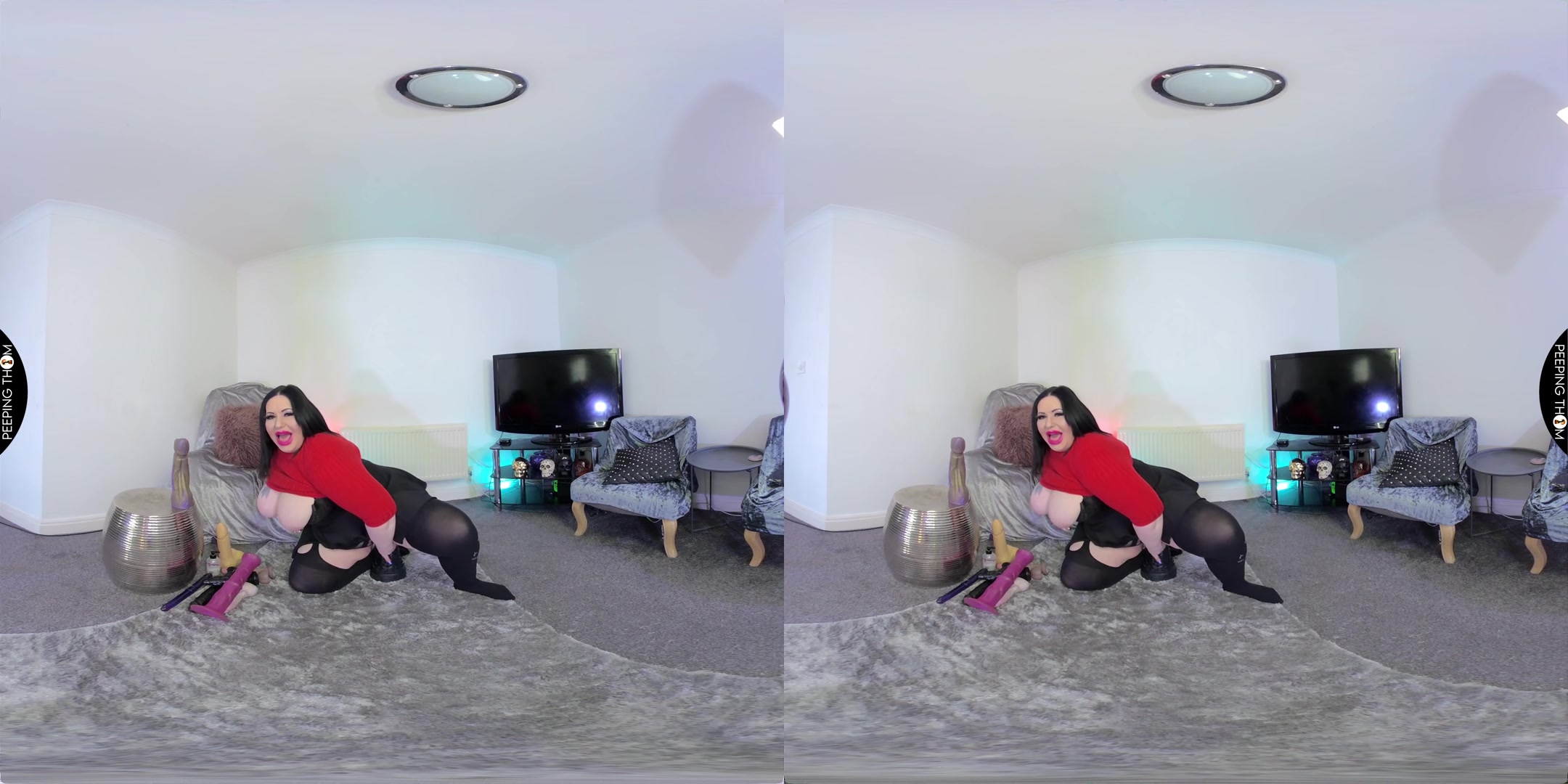 Large Insertions - PeepingThom