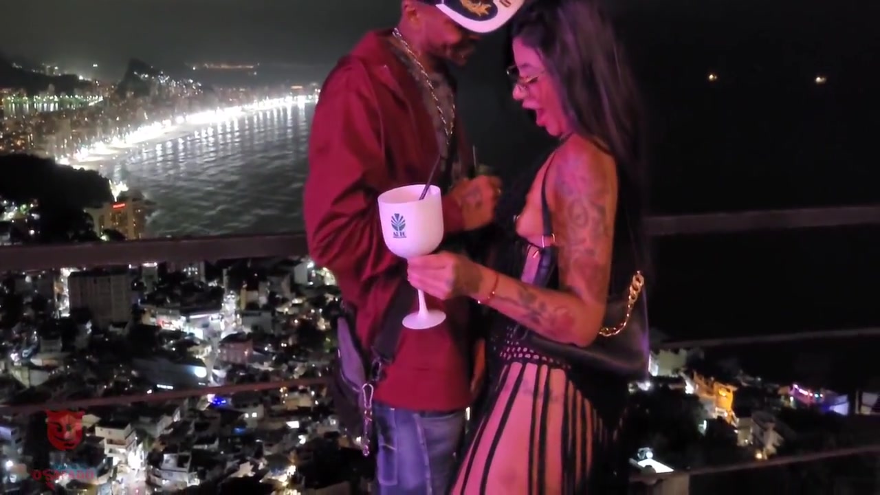 Conheci Na Festa E Ja Levei Ao Motel Pra Fuder Comigo Ainda Liberou O Cuzinho Apertado E 5 Min - Mia Khalifa And Amanda Souza