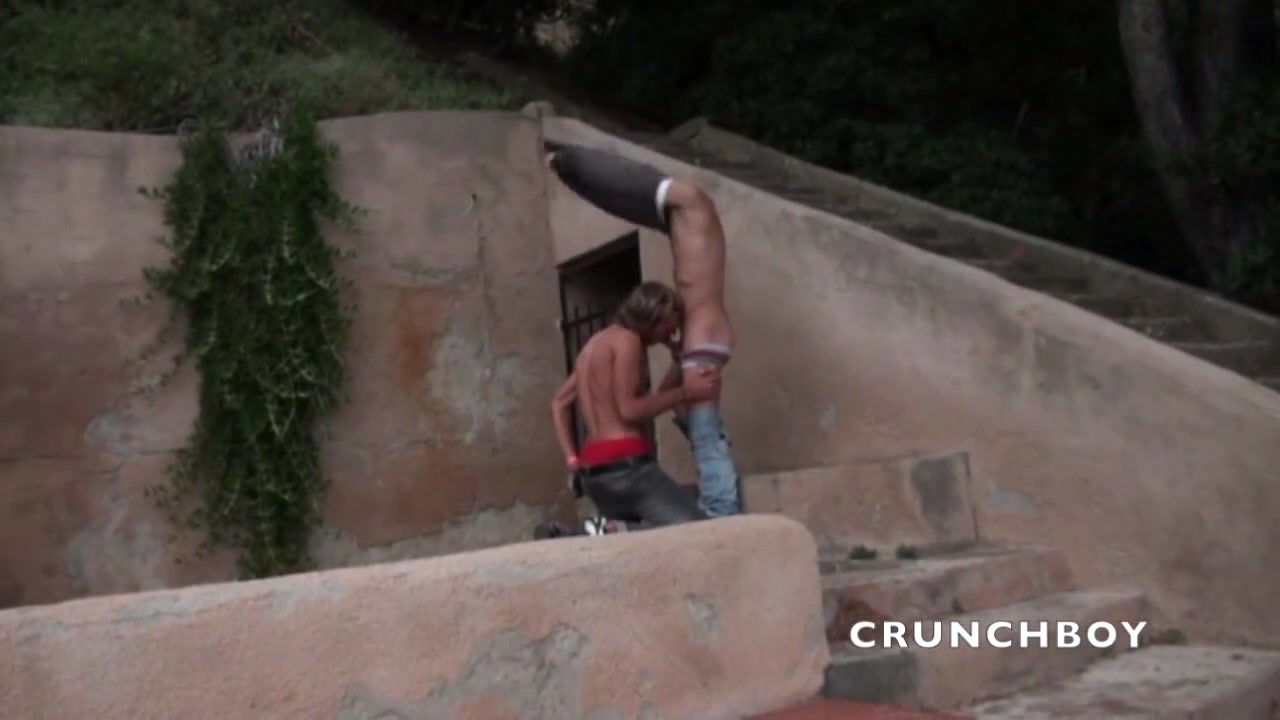 Blond Surfer Fucked By Top Twink In Exhib Beach - ExhibBoys