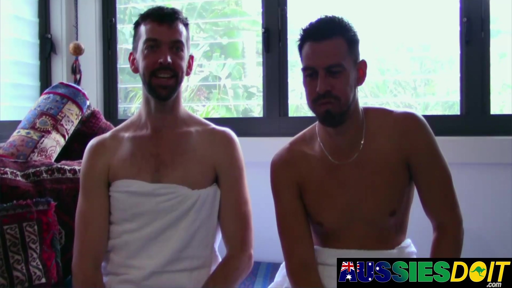 Horny Aussie Bodhi Gives Larkin Satisfying Bareback