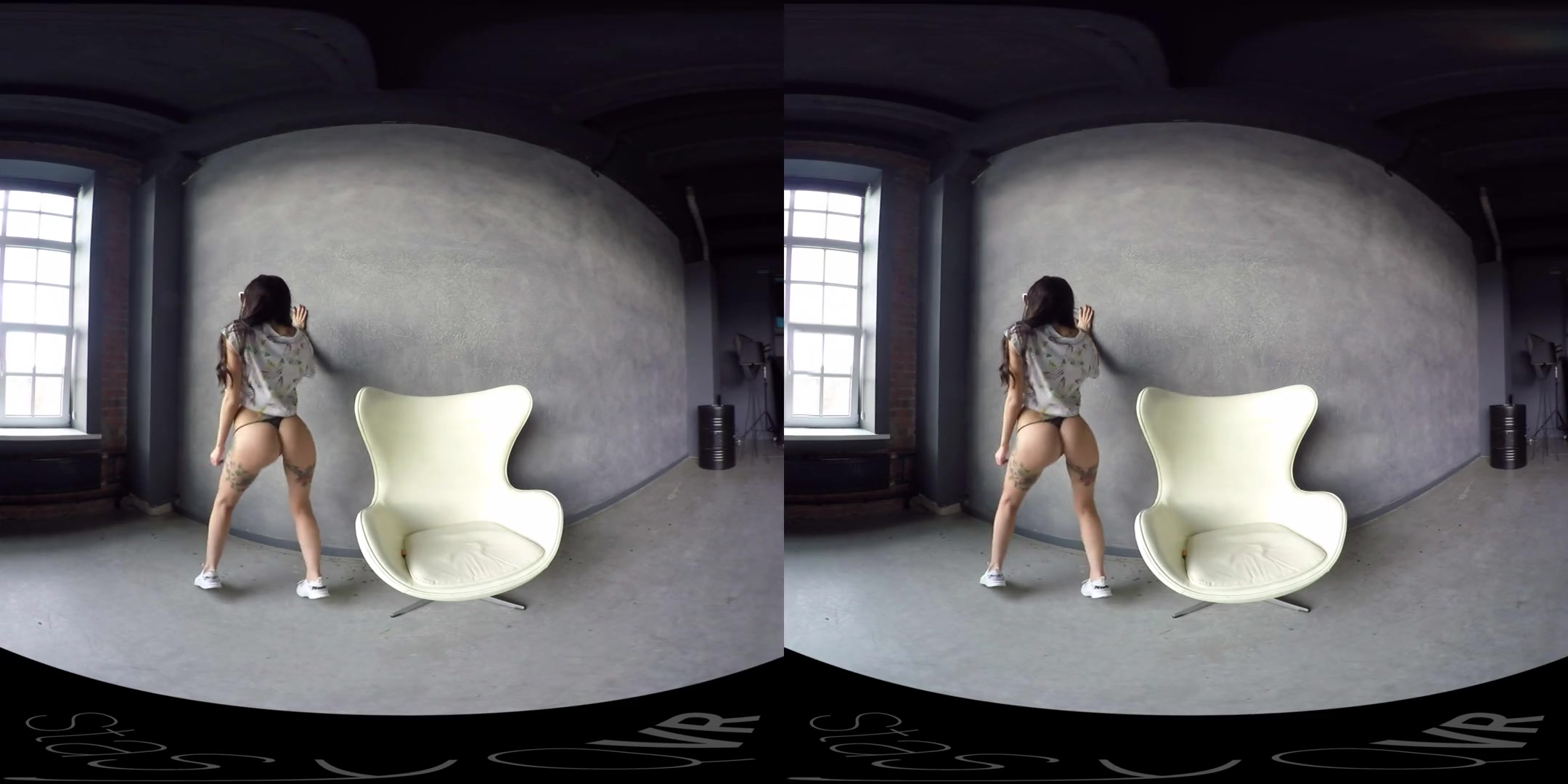 Sporty Brunette Gets Naked - StasyQVR