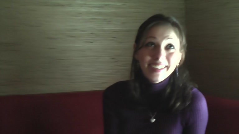 Stunning young girl in real live porn