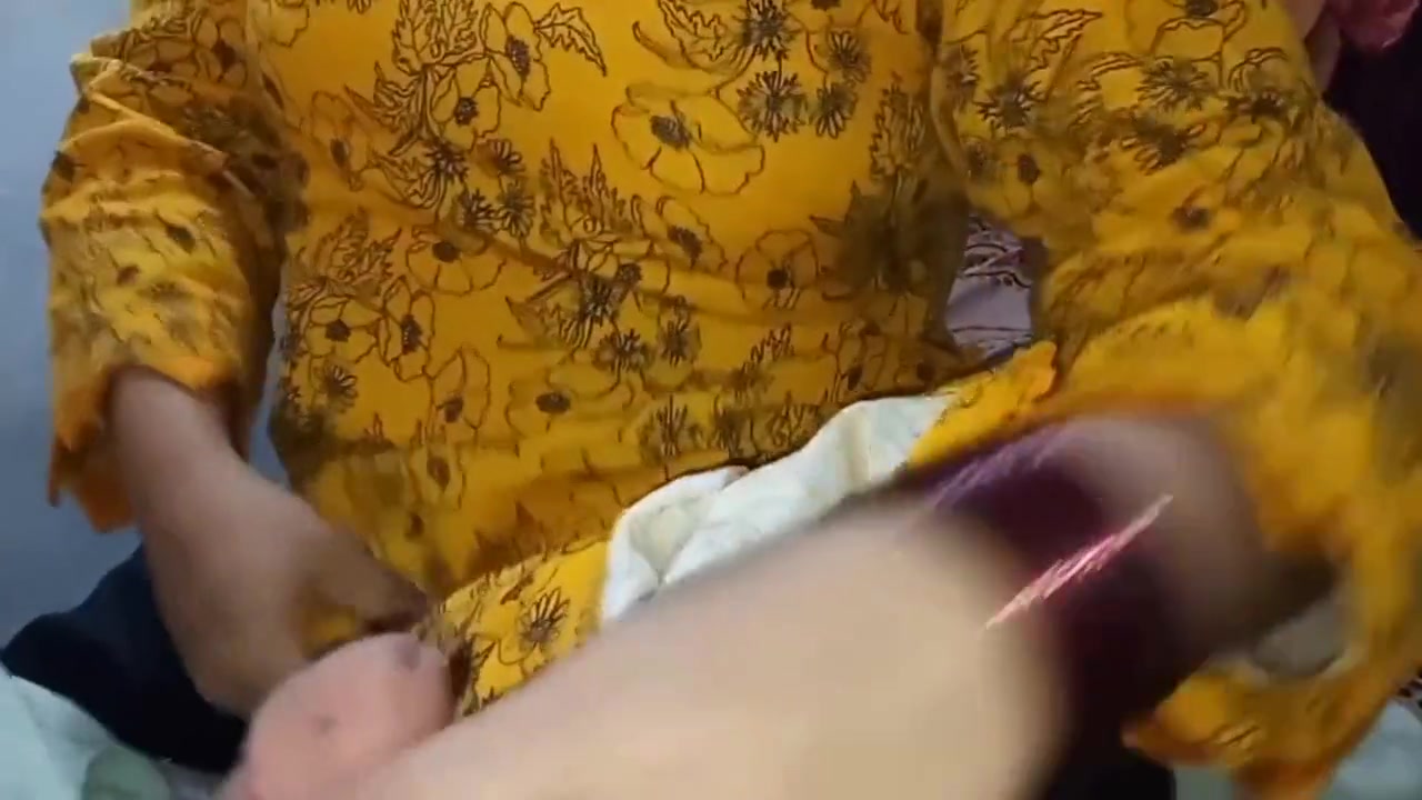 Desi Bhabhi Romance With Devar - Clearly Hindi Audio Voice