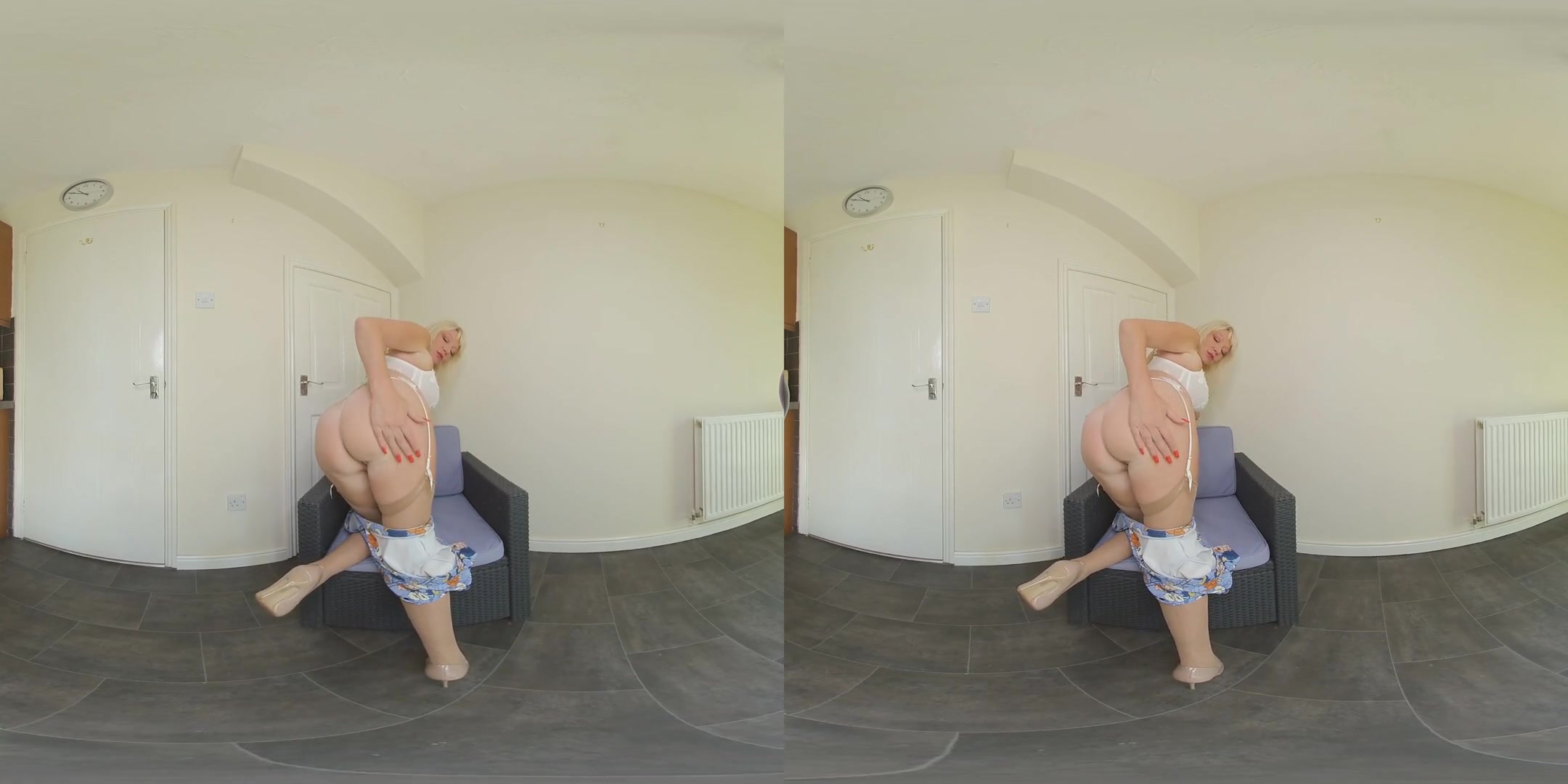 Milf Amy, Gardener Treats - Blonde MILF/GILF Solo Strip and Masturbation