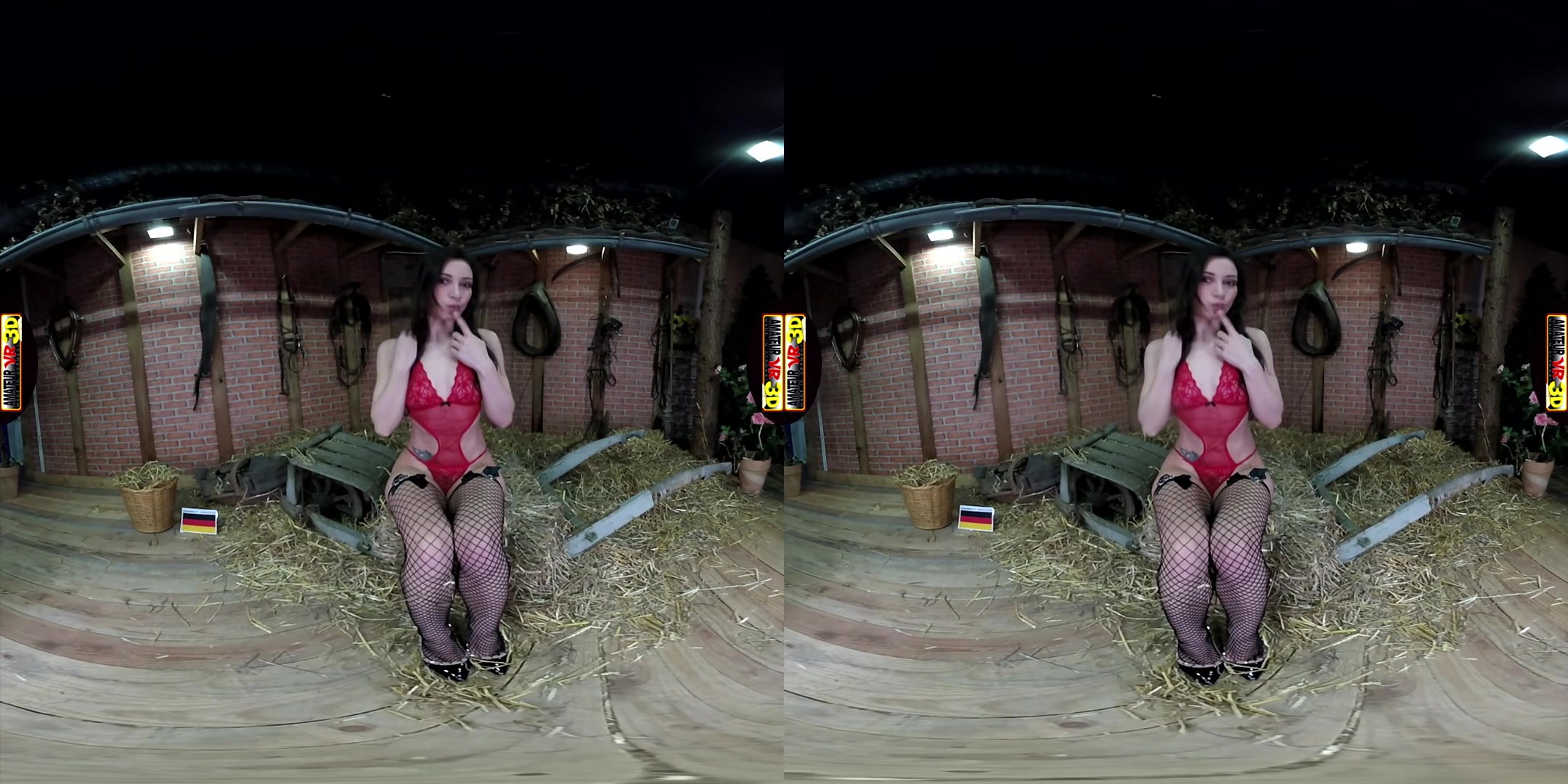 Tour Espana - Dolores - The Perfect Clitshow...; Amateur Brunette