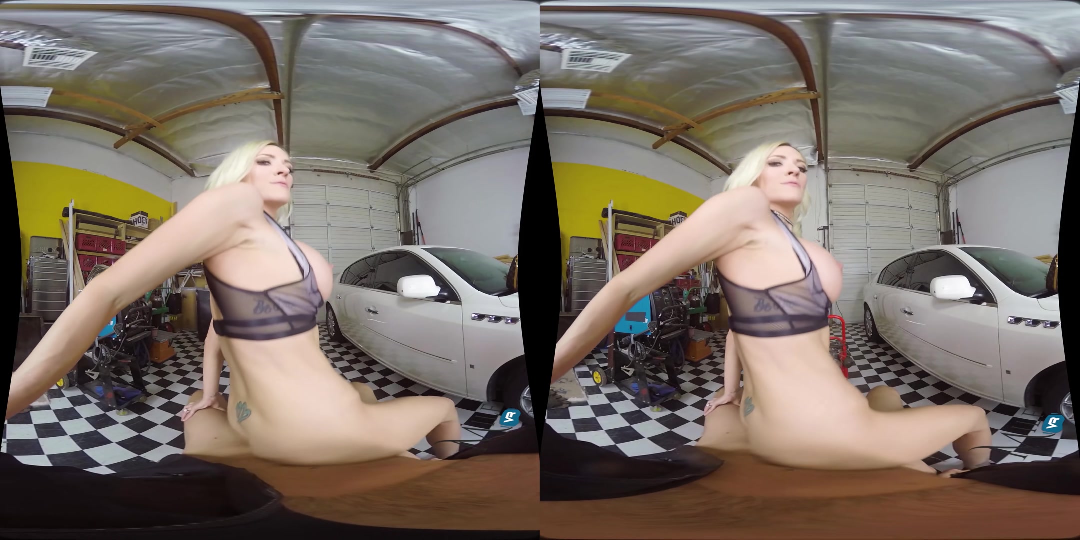 MILF And The Mechanic - MILFVR